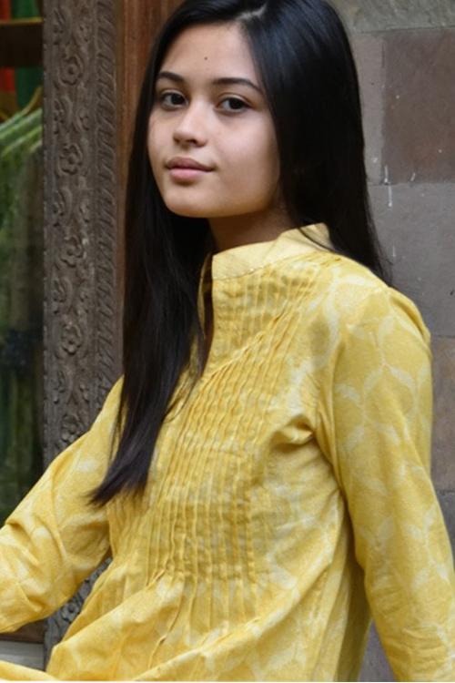 Charchara Print Pintuck Kurta' Yellow Block Printed Kurta