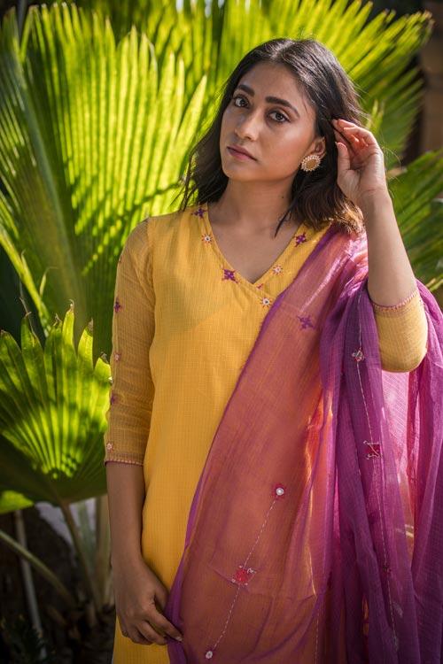Alisha'Hand Embroidered yellow kotta doriya kurta . 2pc set (kurta and dupatta)