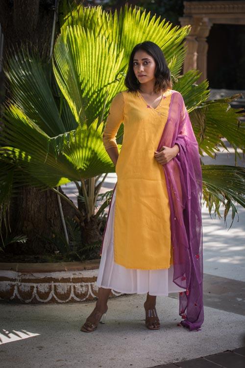 Alisha'Hand Embroidered yellow kotta doriya kurta . 2pc set (kurta and dupatta)