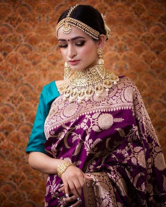 Present New Beautiful Rich Pallu And Jacquard All Over Work Saree