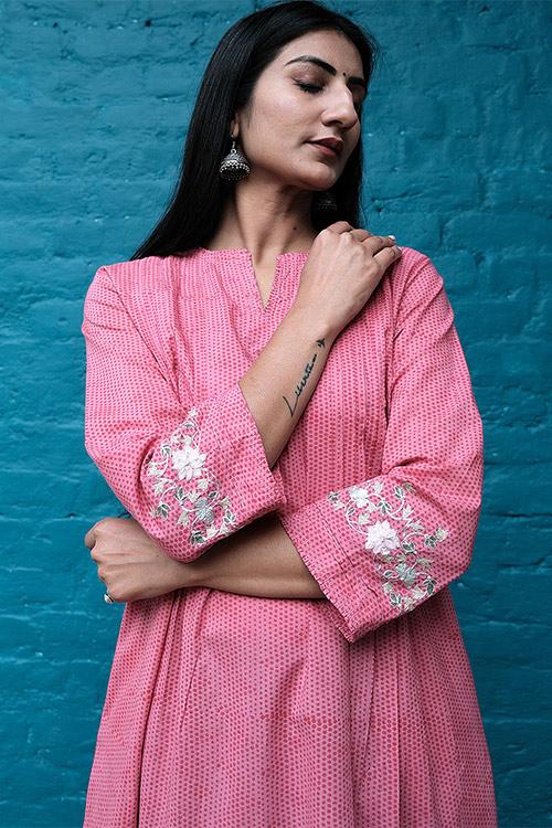 Embroidered Kalidar Kurta' Pink Block printed Kurta