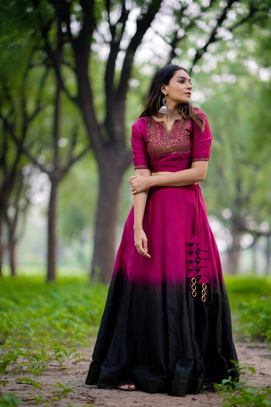 Noori Embroidered Lehenga (Set of 2)