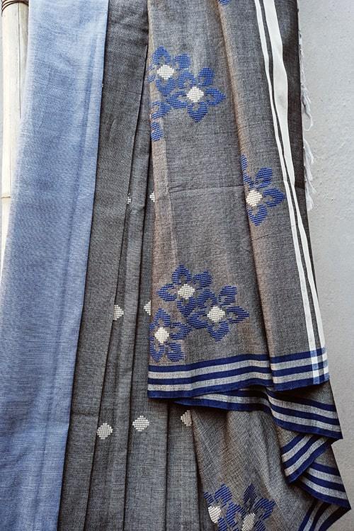 Bhargavi' Handwoven Extra Weft Cotton Saree-18