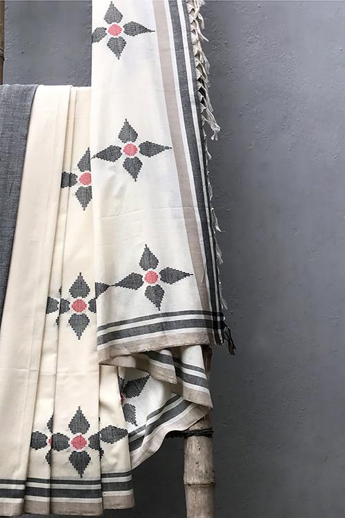 Bahar' Handwoven Baavanbuti Cotton Saree