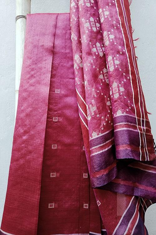 Afsa' Handwoven Extra Weft Silk Saree-32