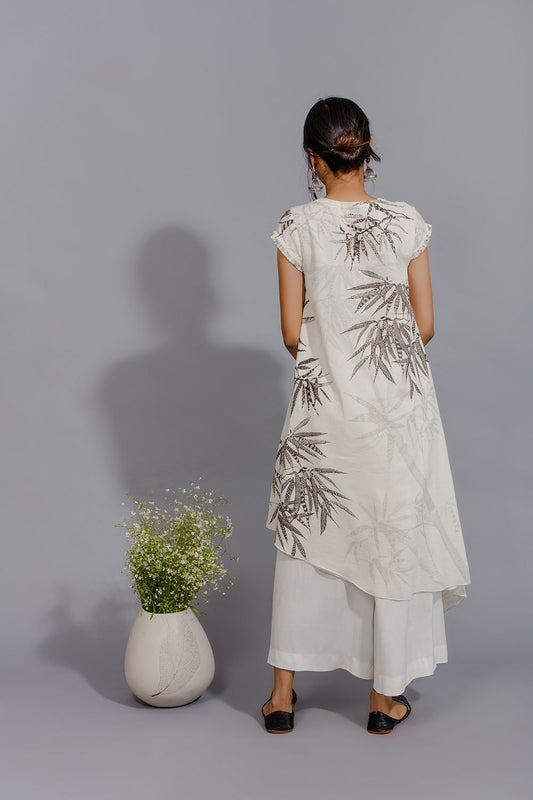 Art Print Asymmetrical Kurta. Ivory