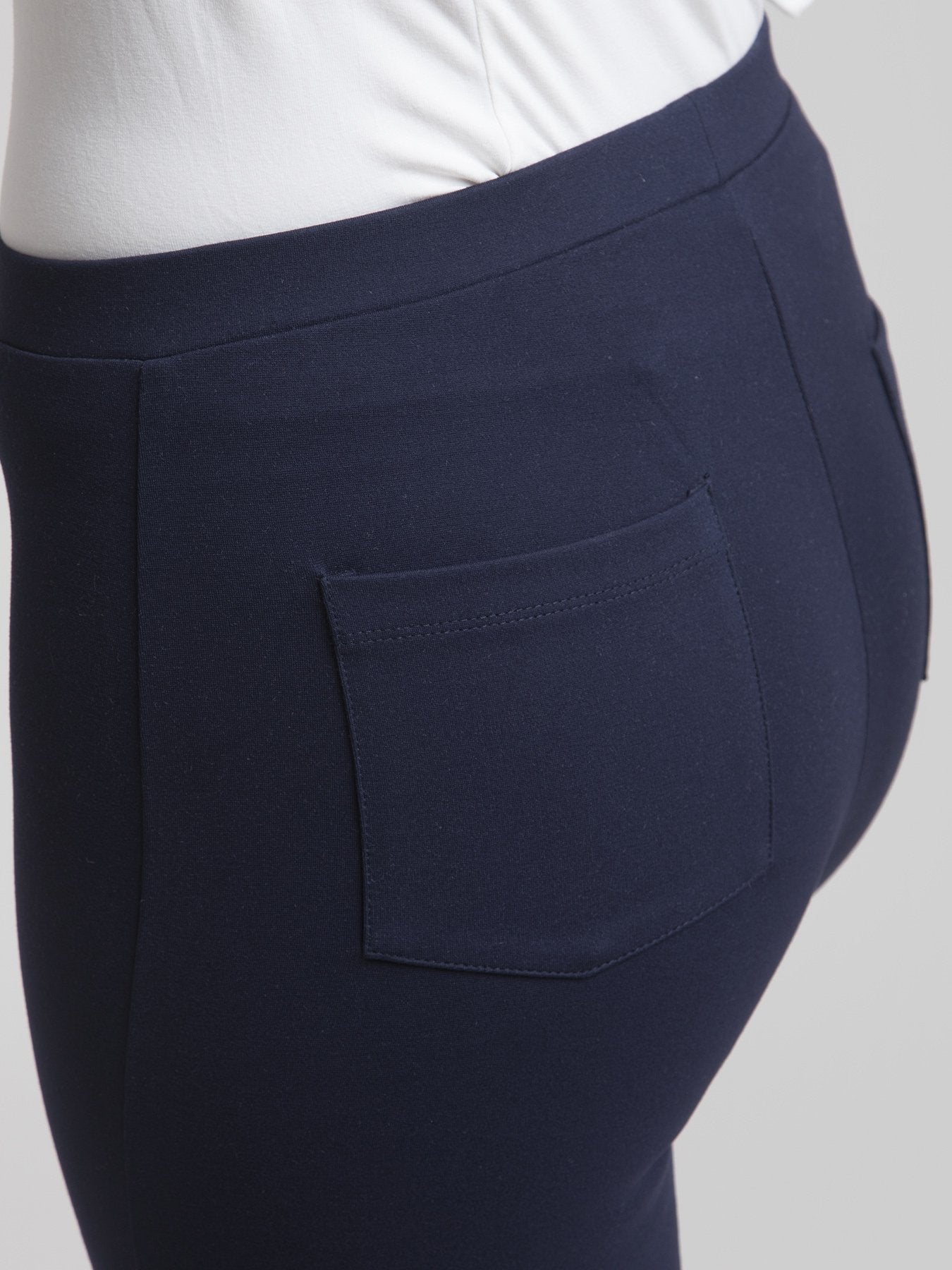 4 Way Stretch Bootcut LivIn Jeggings - Navy