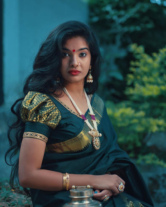 Valiba Black-Gold Beautiful Rich Pallu And Jacquard Saree