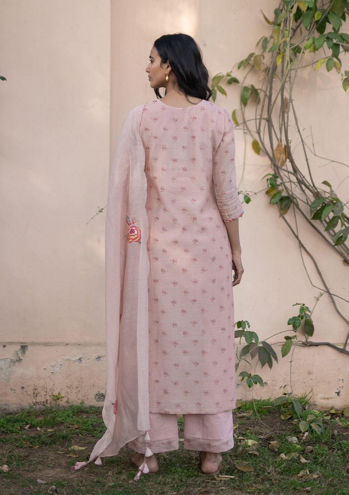 Salmon Printed Applique Kurta Set