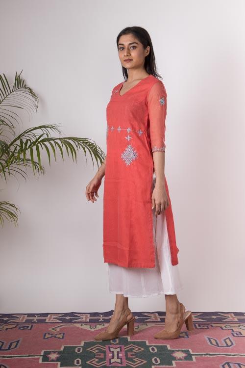 Riya' Hand Embroidered pink kotta doriya kurta. (2pc kurta and dupatta)