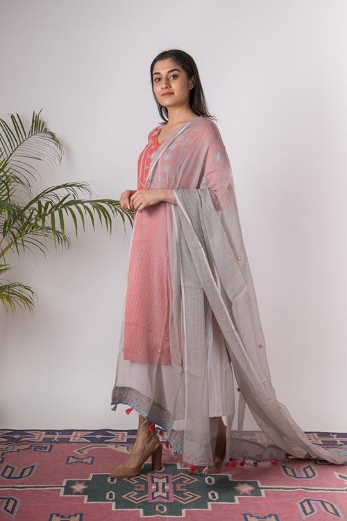 Charu' Hand Embroidered pink kotta doriya kurta . 2pc set (kurta and dupatta)