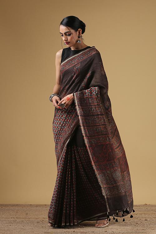 Handblock Printed Pallav Border Center Buta Ajrakh Silk Linen Saree.Col-Grey Black
