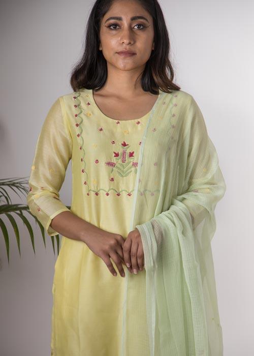 Daisy Hand Embroidered pastel yellow chanderi kurta . 2pc set (kurta and dupatta)