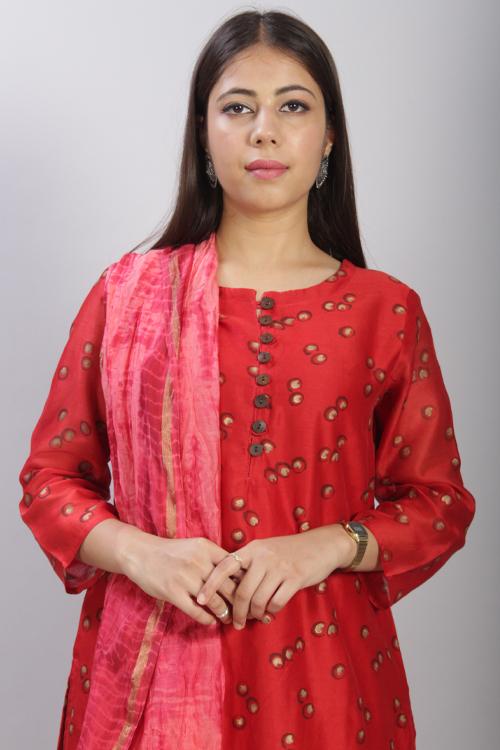Asavari : Handblock Printed Chanderi Silk Kurti