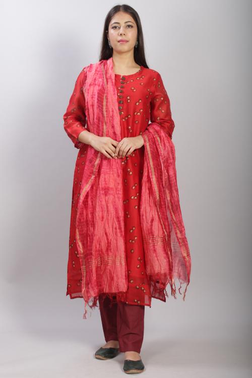 Asavari : Handblock Printed Chanderi Silk Kurti