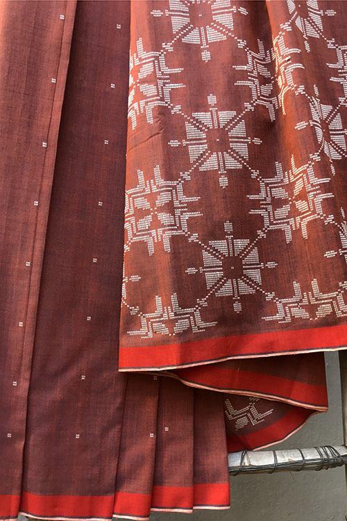 Gargi' Handwoven Extra Weft Cotton Saree-22