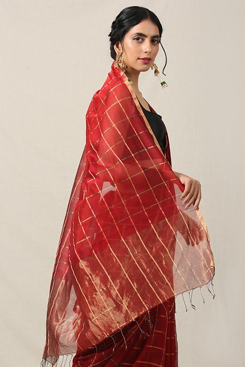 Handweave Maheshwari Handloom Silk Cotton Saree Col- Red, Blouse Colour -Red.