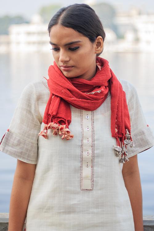 Bindani' White Dabu Print Cotton Long Kurta