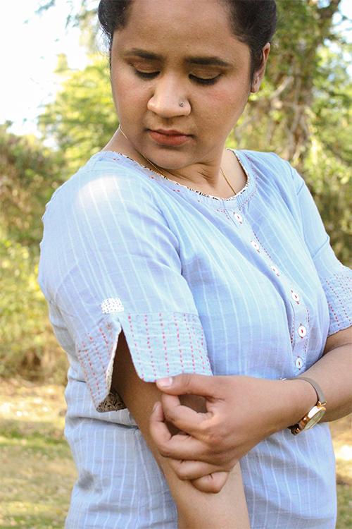 Bindani' Grey Dabu Print Cotton Long Kurta