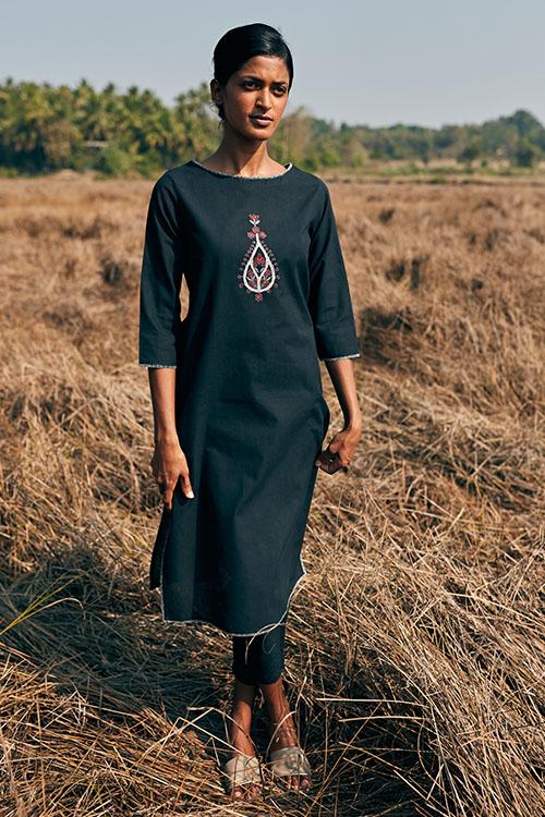 Aptitude' Hand Embroidered Mirror Work Pure Cotton Long Kurta