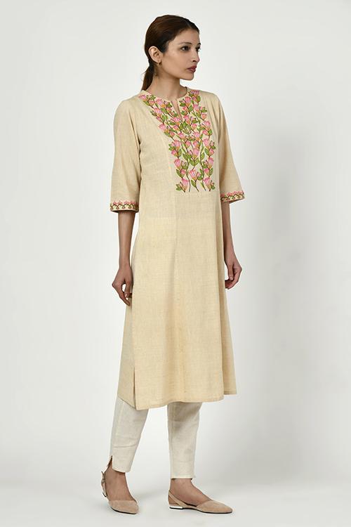 Noorbagh' beige kurta with embroidered yoke