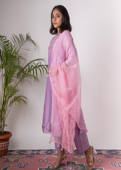 Orchid 'Hand Embroidered lilac chanderi kurta . 2pc set (kurta and dupatta)