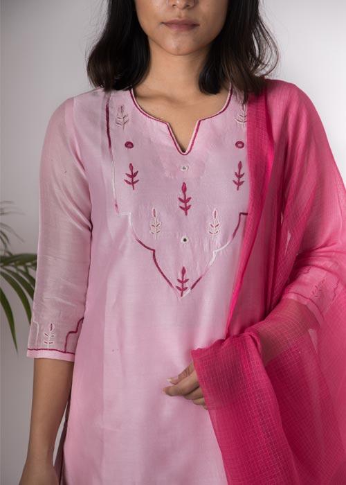 Peony' Hand Embroidered pestal pink Chanderi kurta. (2pc kurta and dupatta)