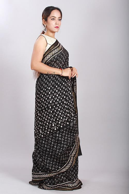 Chuna Patri Handblock Print Chanderi Silk Saree in a contrast blend of Black & White-55