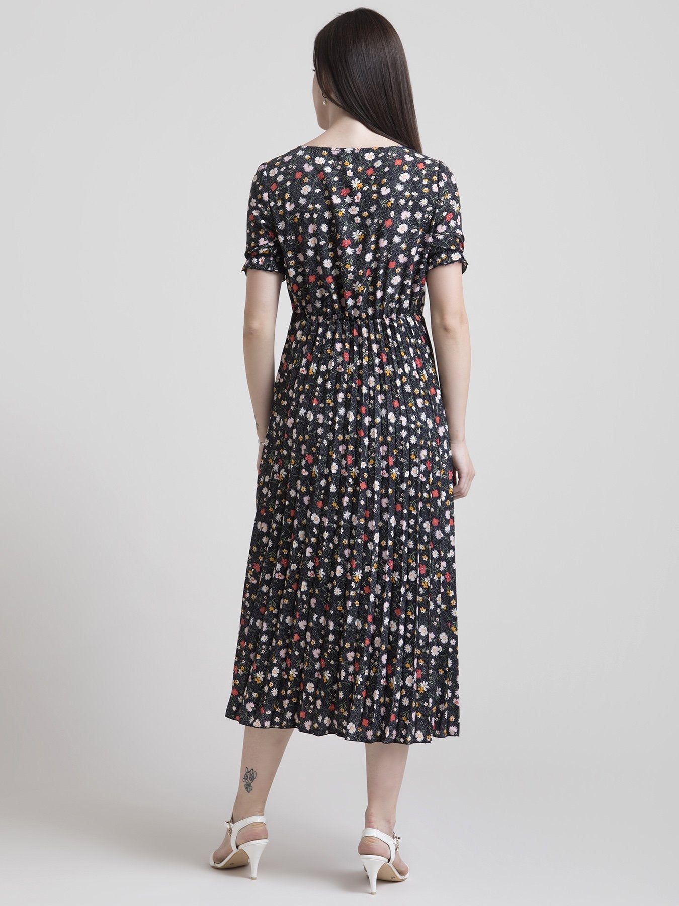 Sweetheart Neck Ditsy Fit and Flare Dress - Black