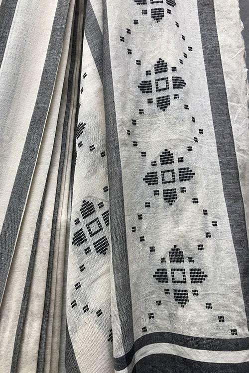 Adia 06' Handwoven Extra Weft Cotton Saree-7