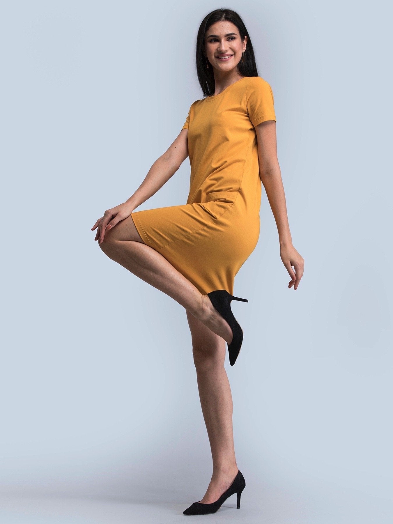 Cotton Round Neck Knitted Shift Dress With Pockets - Mustard