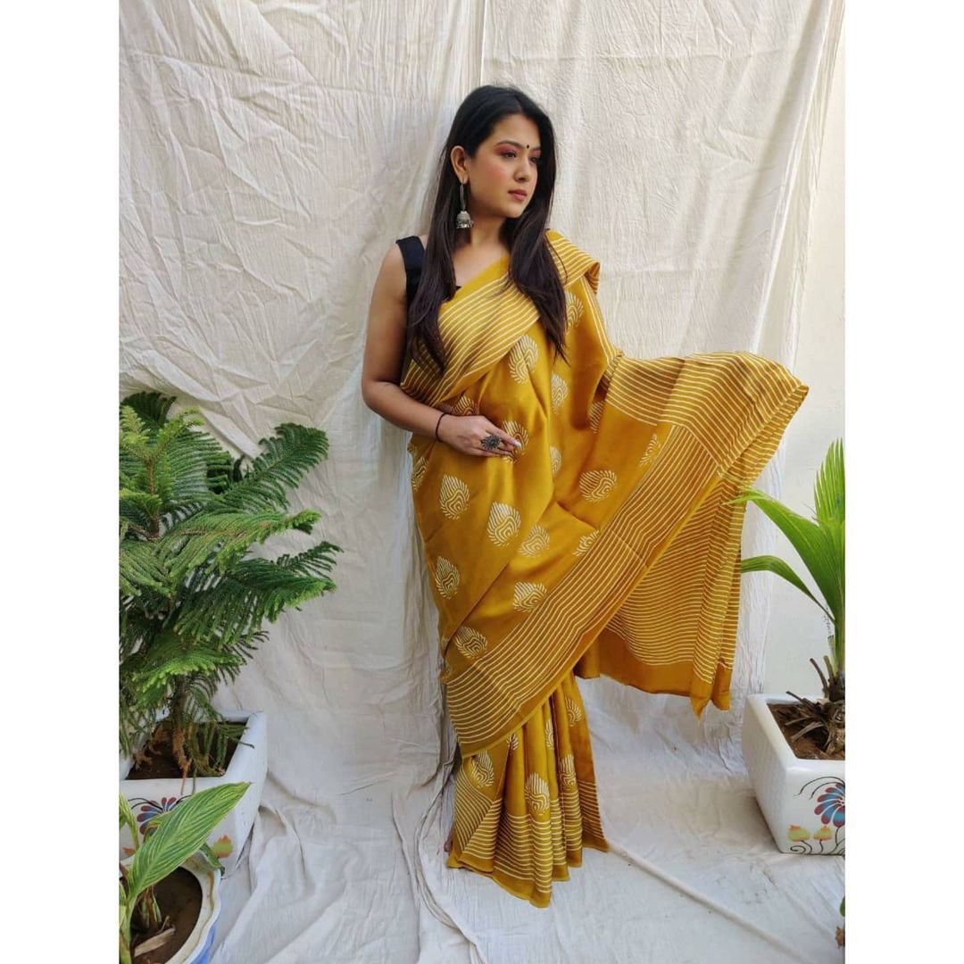 Valiba Letest Designe Cotton Printed Sarees