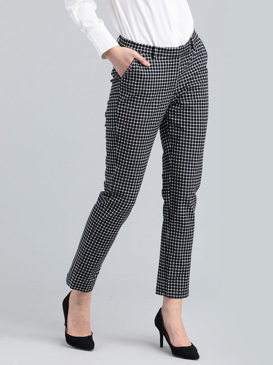 Essential Comfort Check Pants - Black and White