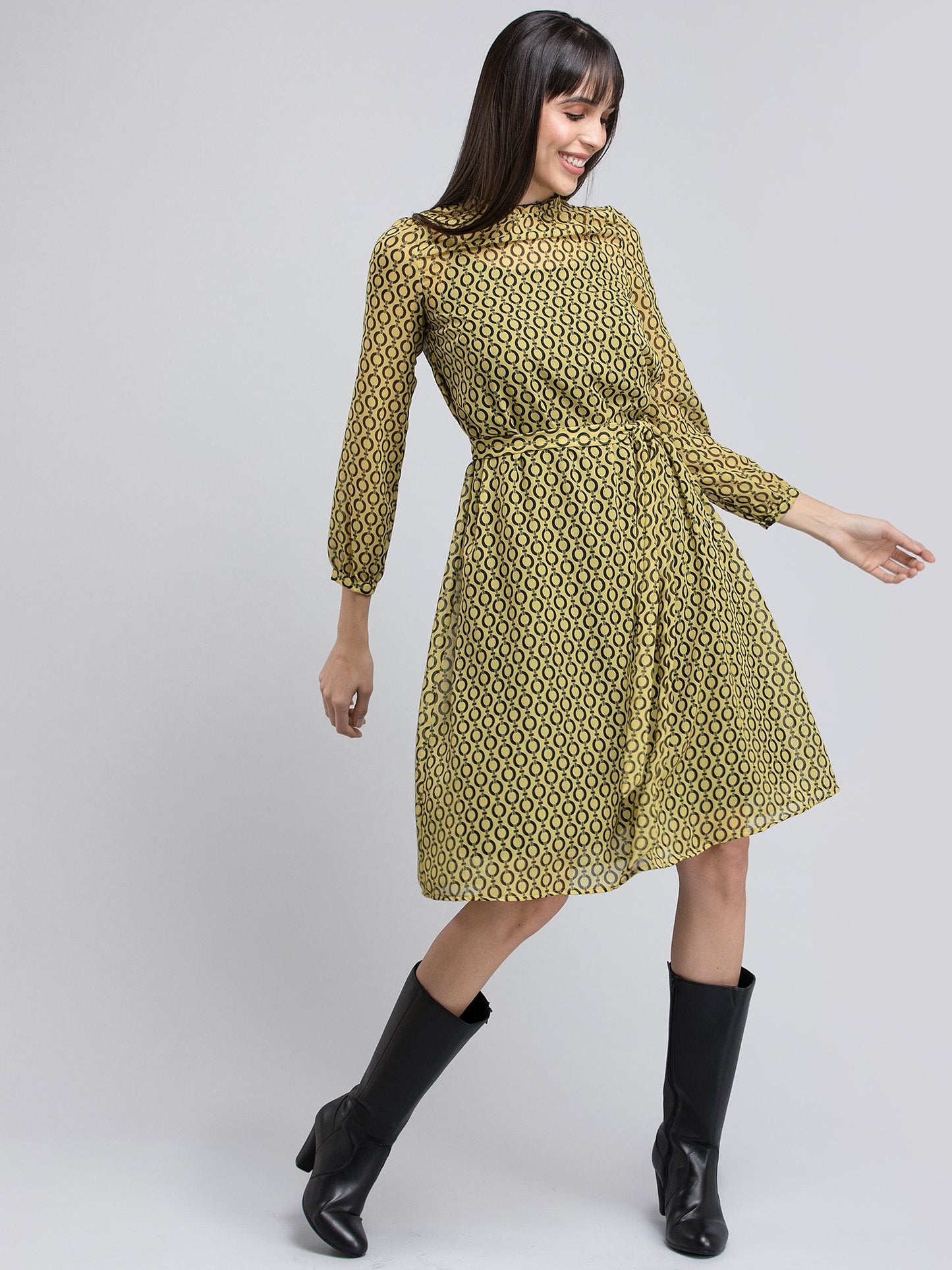 Geometric Print Ruffled A Line Dress - Yellow and Black