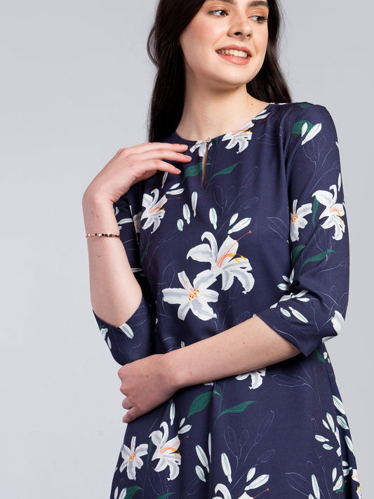 Keyhole Neck Floral Midi Dress - Blue and White