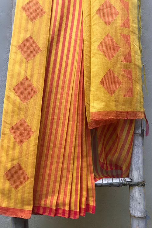 Damini' Handwoven Extra Weft Cotton-Silk Saree-31