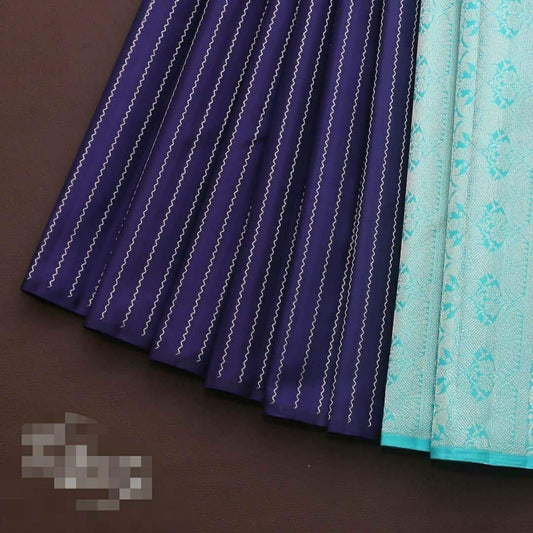 Kanchipuram Dark-Blue Silk elegant and stunning Saree
