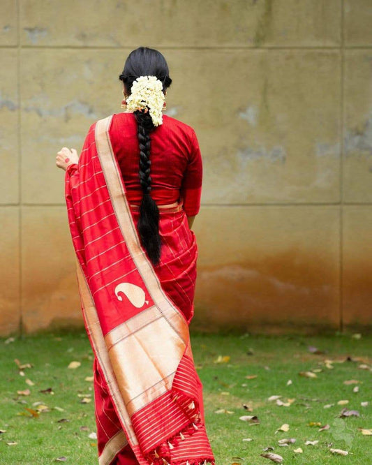 Valiba RED TRADITIONAL KANJIVARAM Saree
