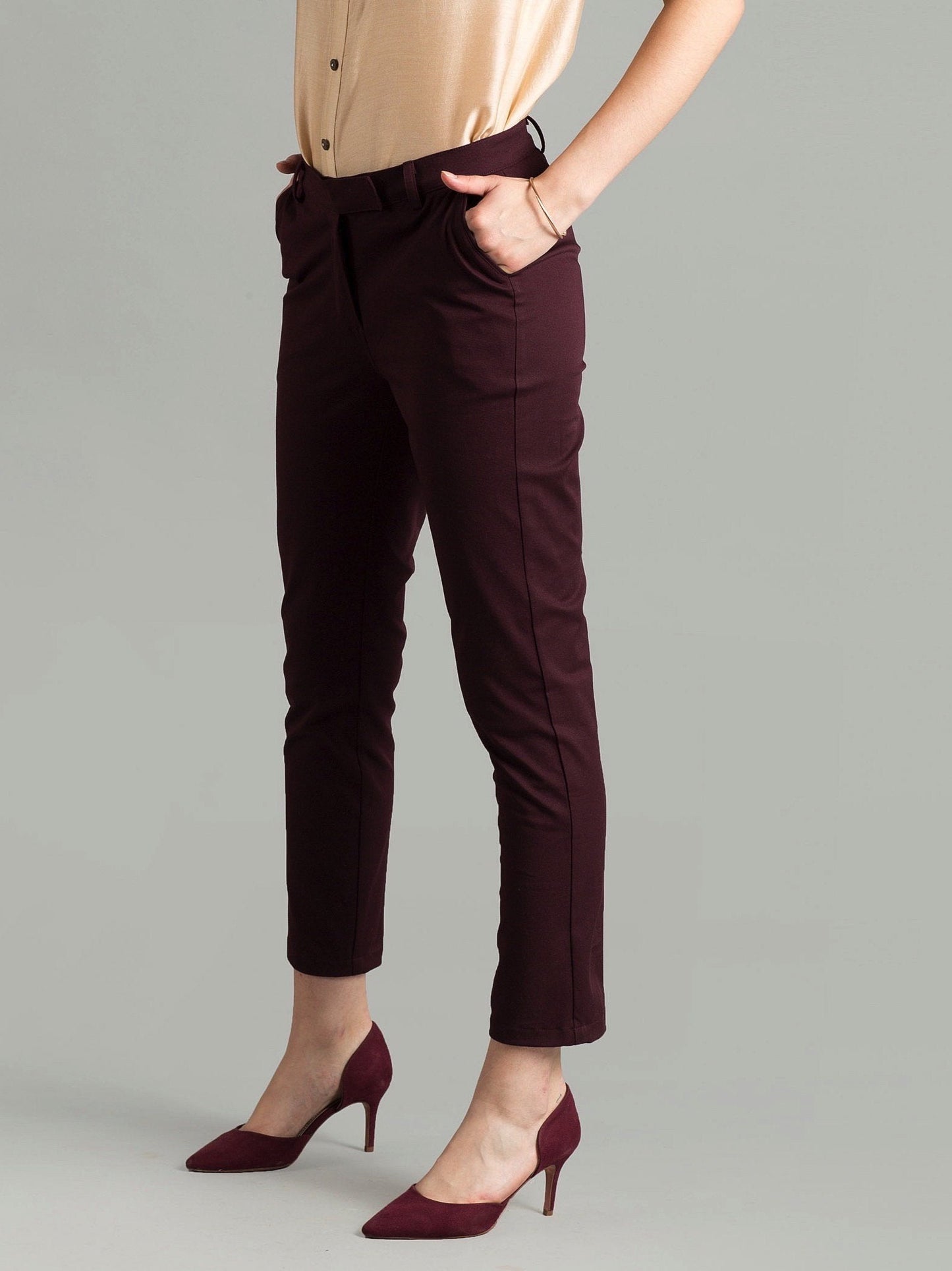 Essential Comfort Crop Pants - Maroon
