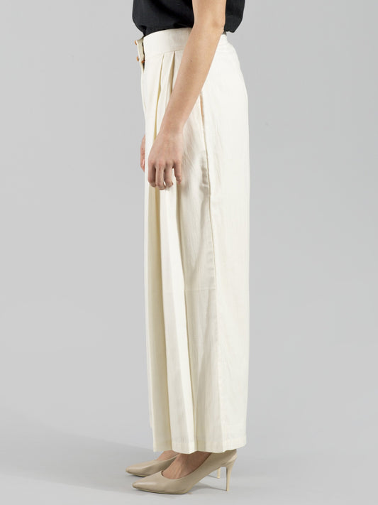 Pleated Wide Legged Pants - Ivory