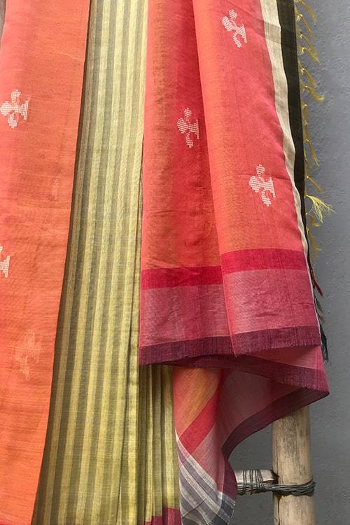 Uditi' Handwoven Extra Weft Silk Saree-45