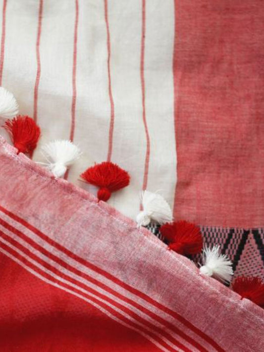 White red bridged by black