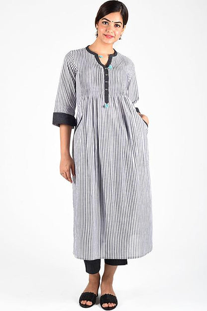 Black Trim Woven Kurta' Black Stripe Pintuck Kurta