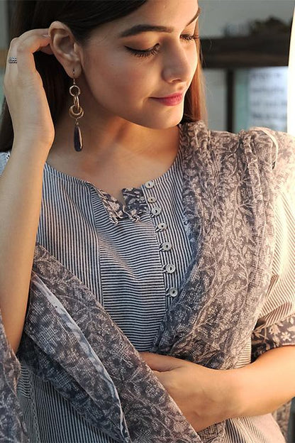 Charcoal Stripe Re Sana Kurta' Grey Woven Printed Kurta
