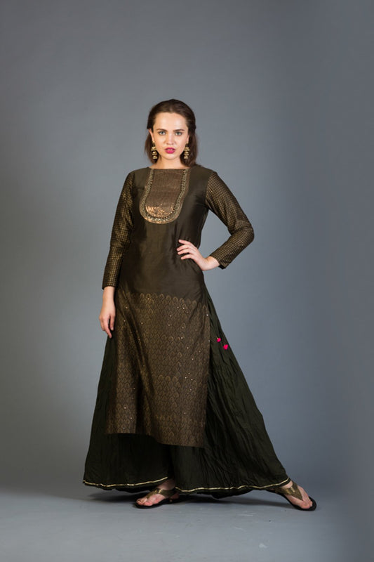 Mehendi Green Handcrafted Kurta & Lehenga (Set of 2)