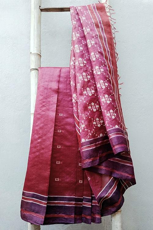 Afsa' Handwoven Extra Weft Silk Saree-32