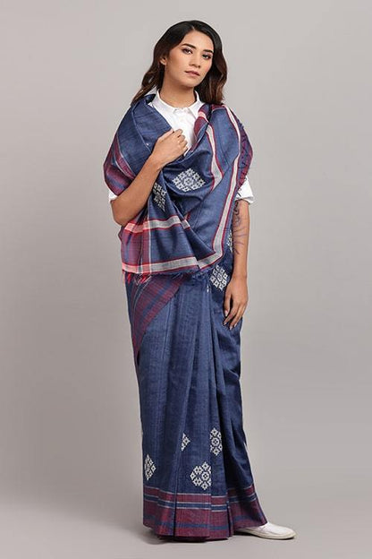 Damiyanti' Handwoven Baavanbuti Extra Weft Silk Saree-37