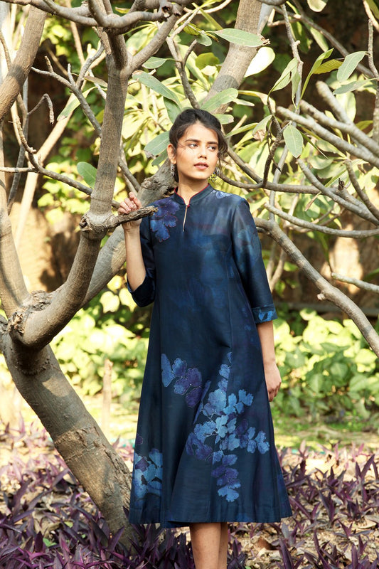 Fern-leaf Printed Kurta With Contrast Trim On Collar. Indigo Blue