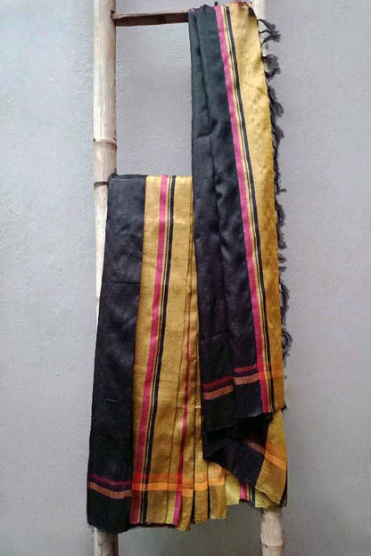 Dhatri' Handwoven Color-Block Silk Saree