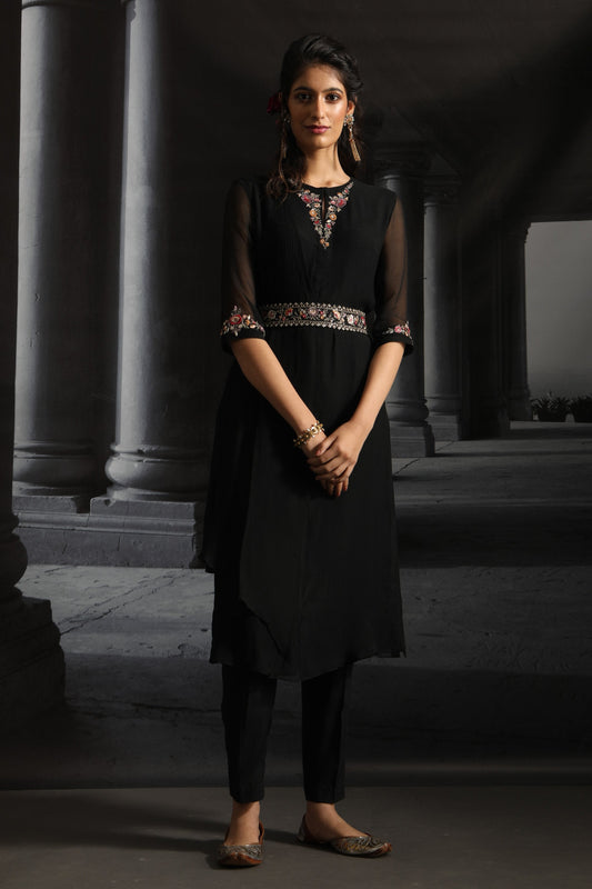 Floral Jaal Embroidered Drape Kurta Set ( EM-07/BLACK )